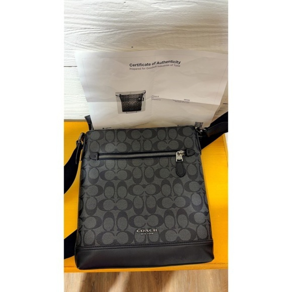 Coach F54787 Black Signature Canvas Leather Crossbody Messenger Bag EUC w/ COA
